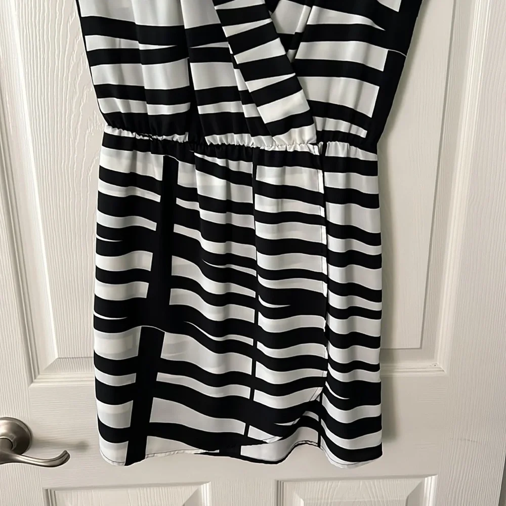 Nordstrom Wrap Dress - Picture 3 of 7